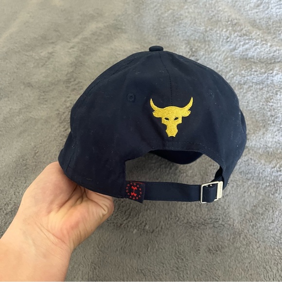 The Rock: home of the brave hat - Picture 2 of 2